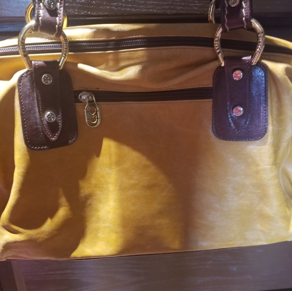 Purse - Picture 2 of 5